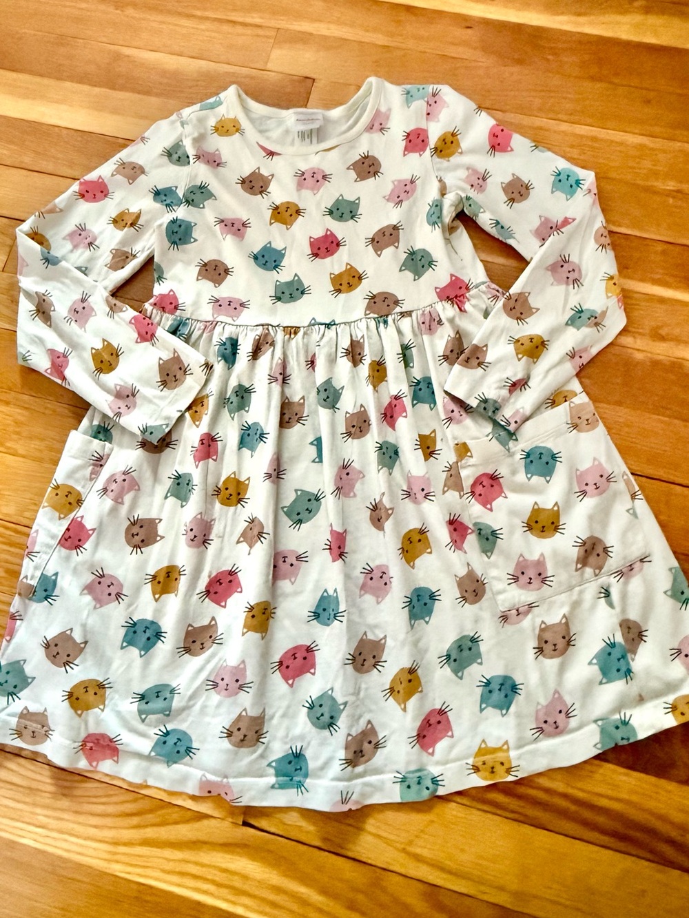 Hanna Andersson 130/8 Long Sleeve Cat Print Playdress w/Pockets